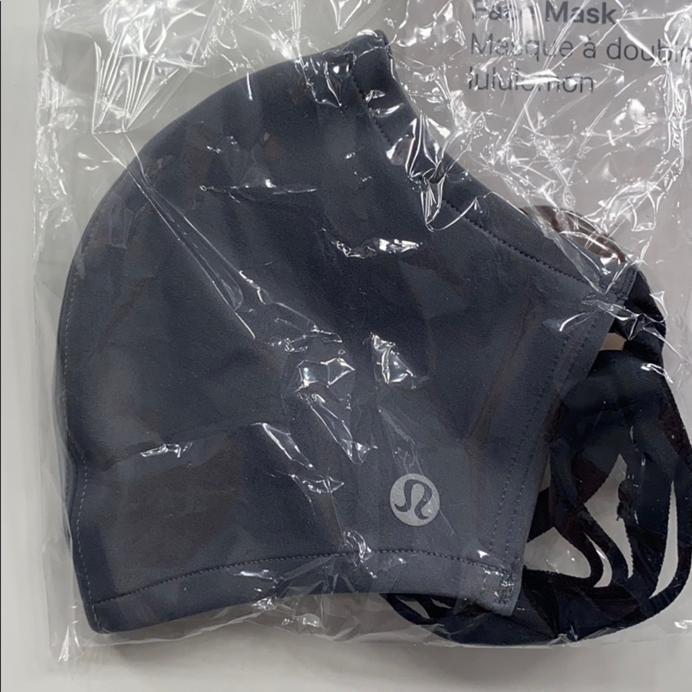 Lululemon Mask - Picture 2 of 5